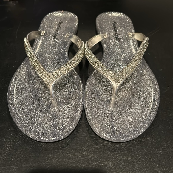 American Eagle Embellished Sandals Sz 7 - Picture 1 of 3